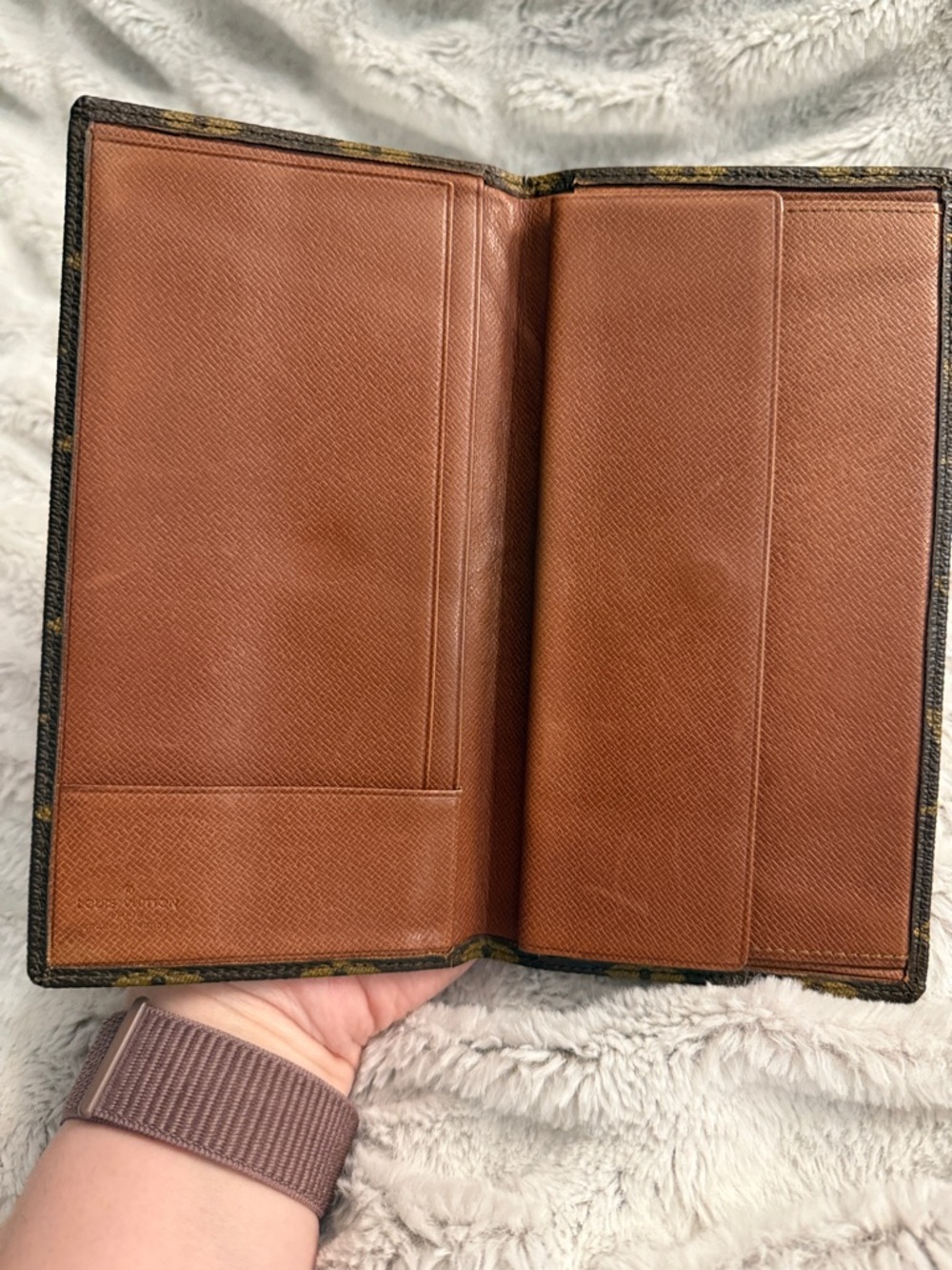 Authentic Louis Vuitton Vintage 1985 Monogram Trifold Wallet - Picture 3 of 14